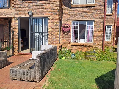 2 Bedroom Townhouse For Sale in Centurion - img