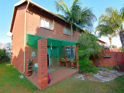 3 Bedroom Townhouse To Rent in Centurion - Hdpz.webp