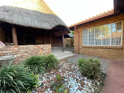 3 Bedroom House For Sale in Amberfield Crest Estate, Centurion - Lelp.webp