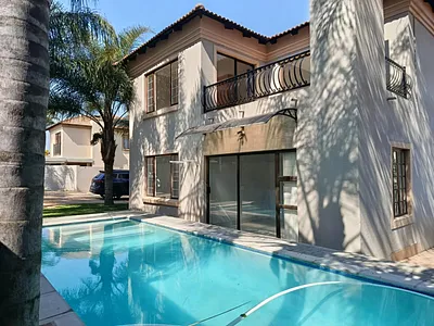 4 Bedroom House For Sale in Centurion - abcV.webp