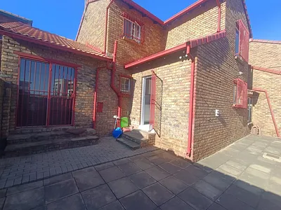 3 Bedroom House For Sale in Centurion - img