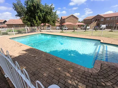 1 Bedroom Apartment For Sale in Centurion - 1Pd3.webp