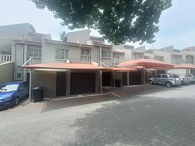 3 Bedroom Townhouse For Sale in Centurion - img