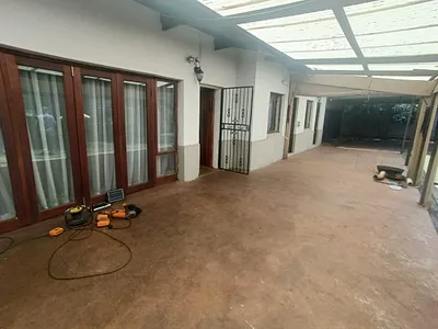 4 Bedroom House For Sale in Centurion - lyov.webp