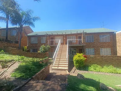 2 Bedroom Townhouse For Sale in Centurion - img