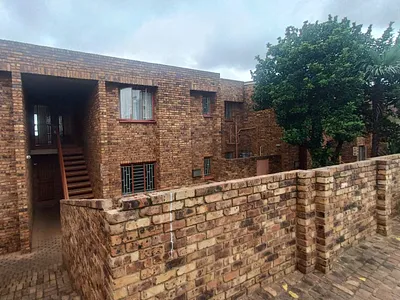 2 Bedroom Apartment For Sale in Centurion - uQGH.webp