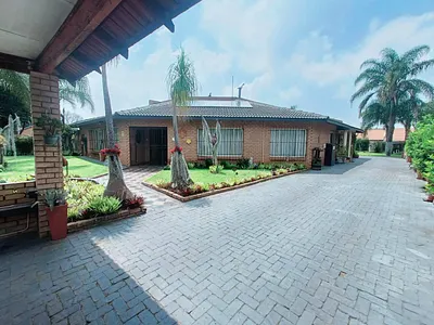 4 Bedroom House For Sale in Centurion - 049X.webp