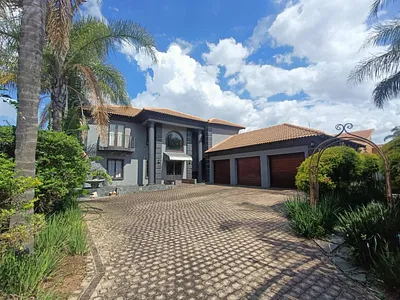 3 Bedroom House For Sale in Centurion - 6w8K.webp