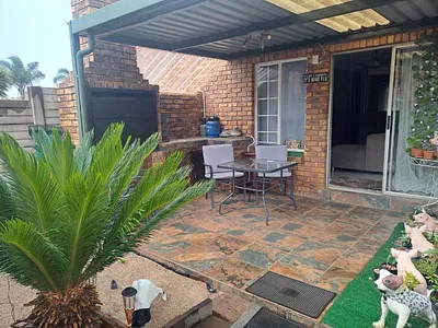 2 Bedroom Townhouse For Sale in Centurion - img