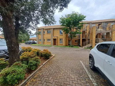 2 Bedroom Apartment For Sale in Eco Park Estate, Centurion - CTau.webp