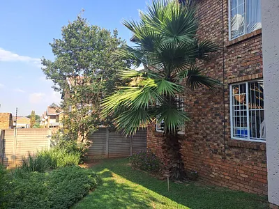 2 Bedroom Apartment For Sale in Centurion - zLym.webp