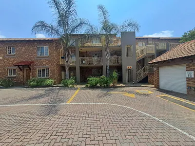 2 Bedroom Apartment For Sale in Eco Park Estate, Centurion - BkOG.webp