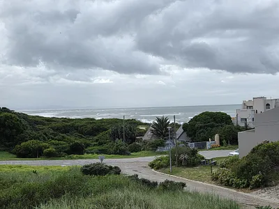 4 Bedroom House For Sale in Jeffreys Bay - TbdC.webp