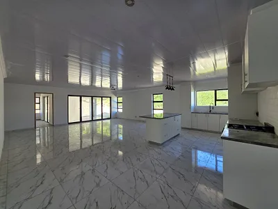 3 Bedroom House For Sale in Jeffreys Bay - img