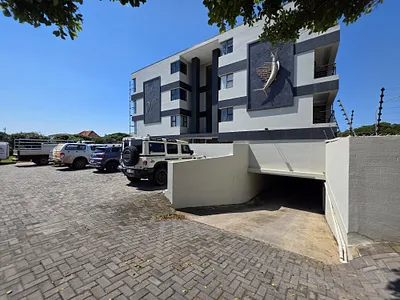 2 Bedroom Apartment For Sale in Jeffreys Bay - zs8n.webp