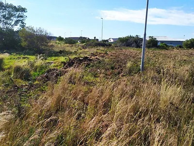 Vacant Land For Sale in Jeffreys Bay - QqQ1.webp