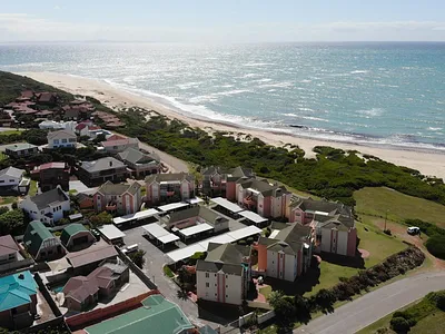 2 Bedroom Apartment For Sale in Jeffreys Bay - s54F.webp