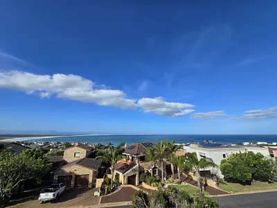 3 Bedroom House For Sale in Jeffreys Bay - CrQ5.webp