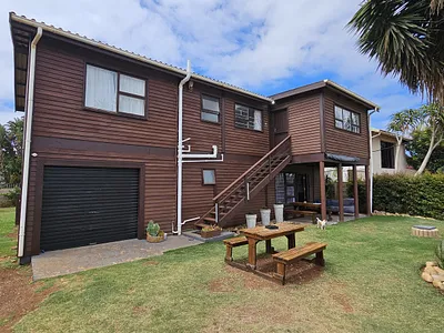 5 Bedroom House For Sale in Jeffreys Bay - JDaK.webp