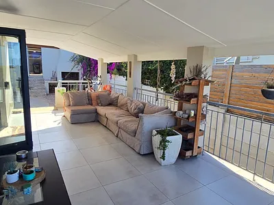4 Bedroom House For Sale in Jeffreys Bay - TUwT.webp