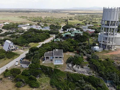 3 Bedroom House For Sale in Jeffreys Bay - Z5KJ.webp