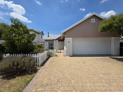 2 Bedroom House For Sale in Jeffreys Bay - img