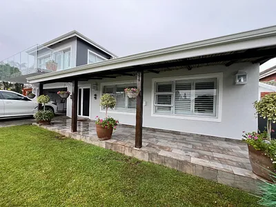 3 Bedroom House For Sale in Jeffreys Bay - r7JN.webp