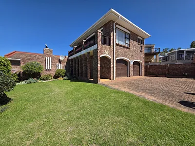3 Bedroom House For Sale in Jeffreys Bay - img