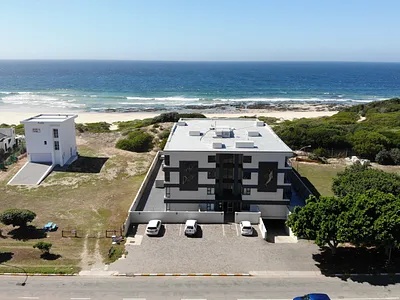 3 Bedroom Apartment For Sale in Jeffreys Bay - 8wcH.webp