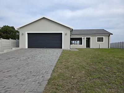 3 Bedroom House For Sale in Jeffreys Bay - img