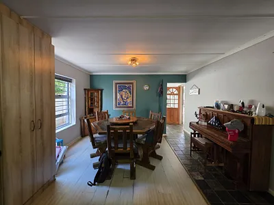4 Bedroom House For Sale in Jeffreys Bay - img