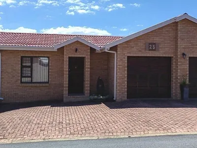 3 Bedroom House For Sale in Jeffreys Bay - img