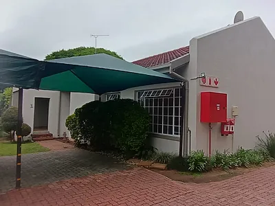 3 Bedroom Townhouse For Sale in White River - img