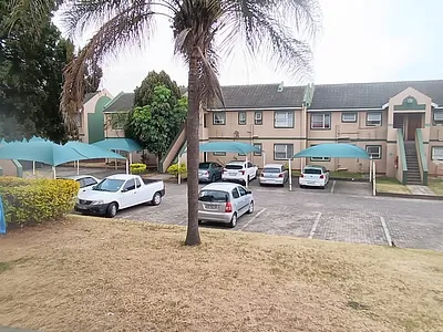 2 Bedroom Apartment For Sale in Nelspruit - jWH4.webp