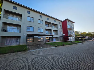 2 Bedroom Apartment For Sale in White River - img