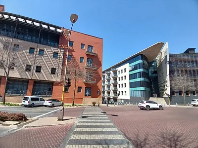 Commercial Property To Rent in Johannesburg - 9PqM.webp