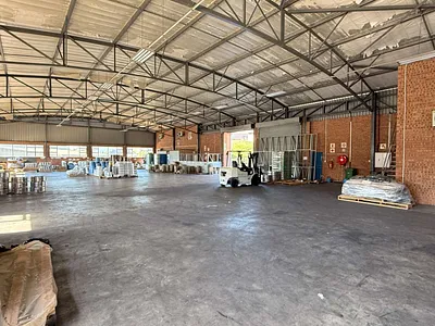 Industrial Property To Rent in Pinetown - 417F.webp