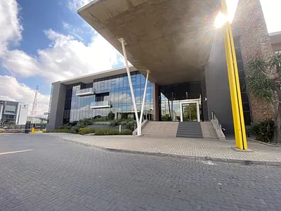 Commercial Property To Rent in Sandton - 6F9I.webp