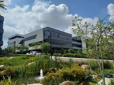 Commercial Property To Rent in Midrand - t2yJ.webp