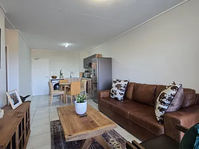2 Bedroom Townhouse For Sale in Sandton - img
