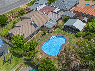 3 Bedroom House For Sale in Kempton Park - img