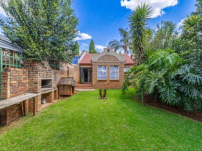 2 Bedroom Apartment For Sale in Centurion - YNwl.webp