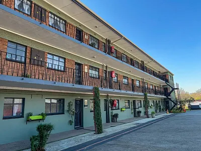 1 Bedroom Apartment To Rent in Edenvale - img