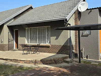 3 Bedroom House To Rent in Edenvale - 15fQ.webp