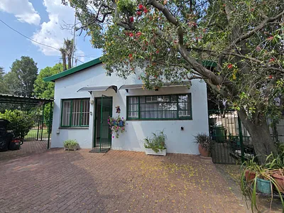 2 Bedroom Apartment To Rent in Edenvale - img