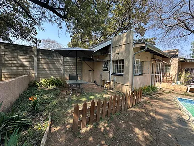 1 Bedroom Apartment To Rent in Johannesburg - img