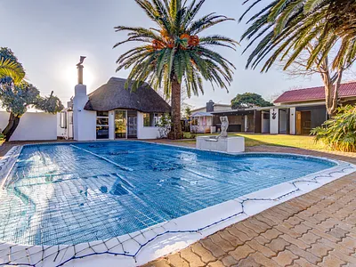 3 Bedroom House For Sale in Edenvale - jhZp.webp