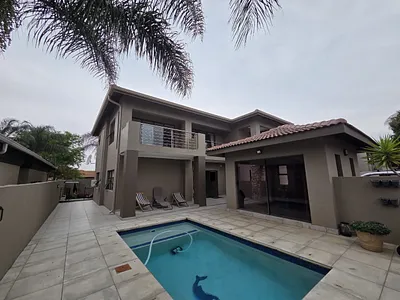 3 Bedroom House For Sale in Edenvale - 5oQX.webp