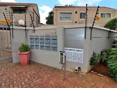 3 Bedroom Townhouse For Sale in Germiston - cevG.webp