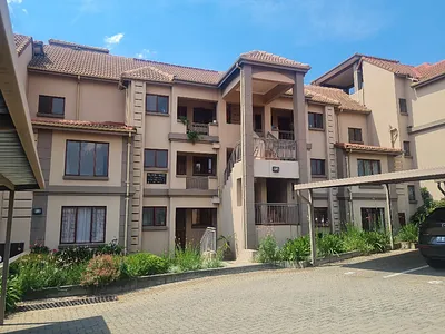 2 Bedroom Townhouse For Sale in Edenvale - xgJV.webp